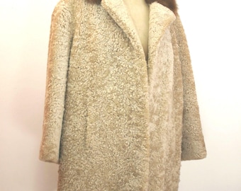 Vintage 60s Champagne Mouton Fur Coat with Mink Collar, European Style XL XXL