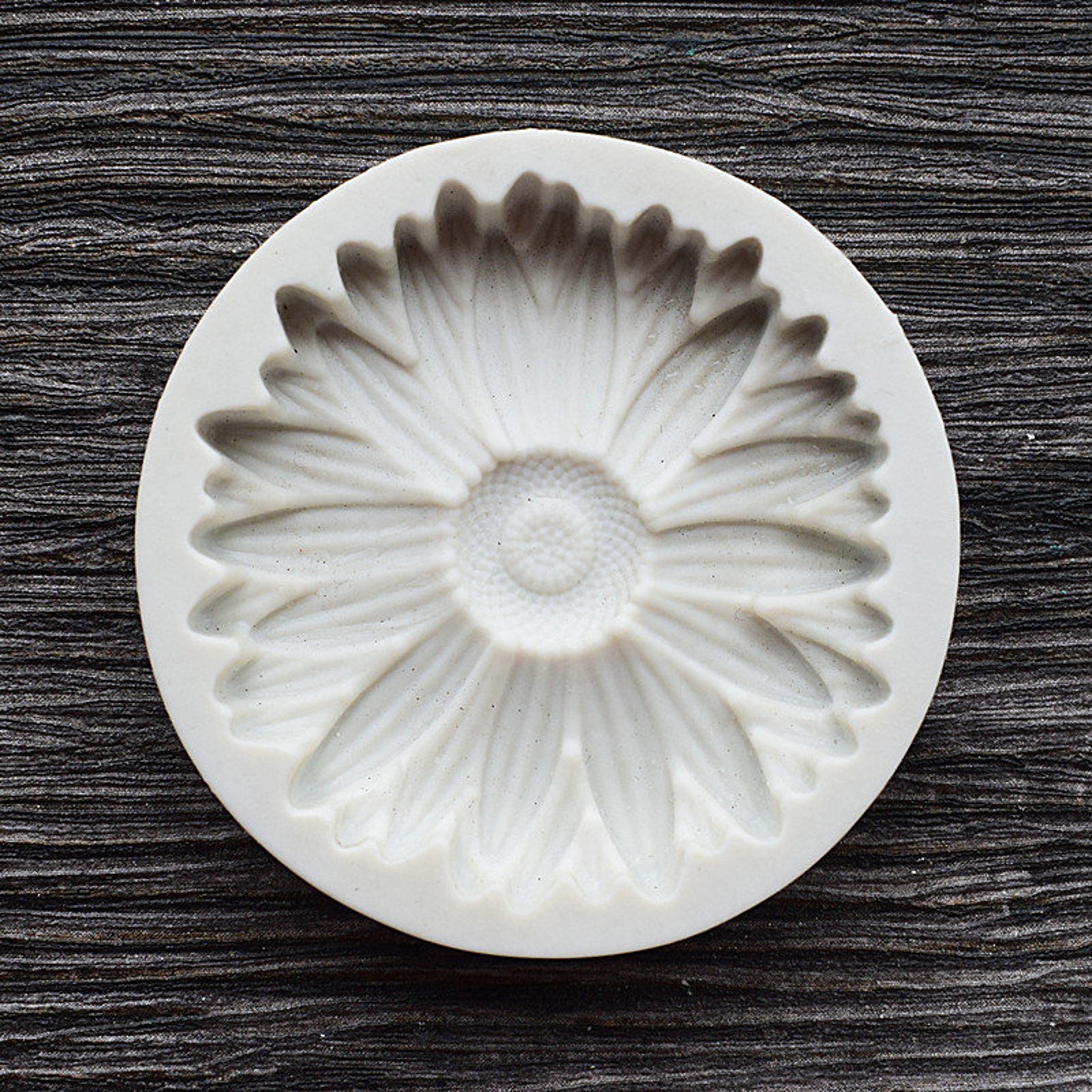 Daisy Silicone Mold Resin Mold Chocolate Mold Craft Mold Etsy