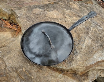 Oak Leaf Pot, Cooking, Carbon Steel pan, Non Stick