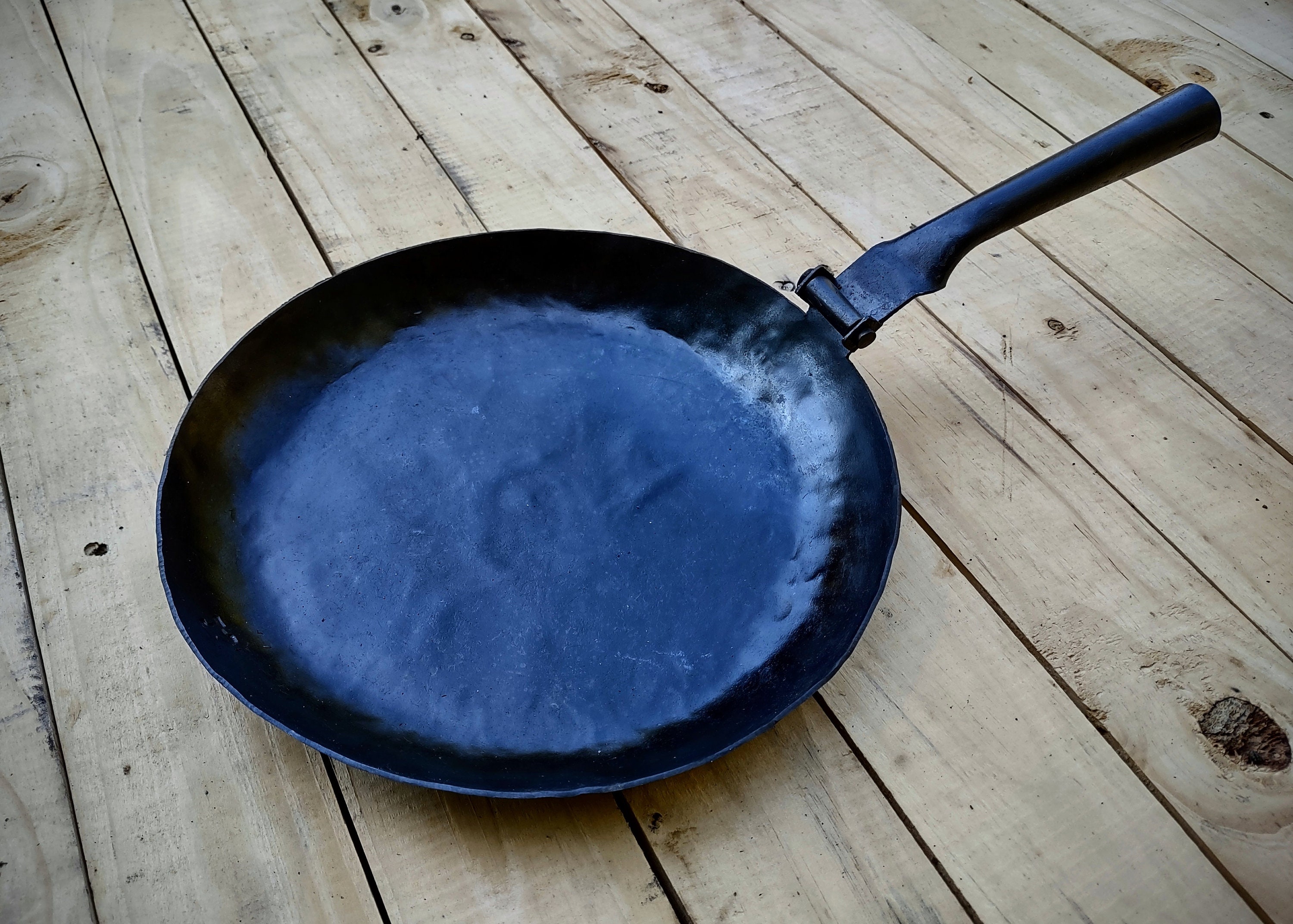 Ozark Trail 9.5 inch Camping Frying Pan Black Carbon Steel with Folding  Handle 