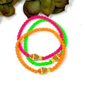 Neon Bead Stretch Bracelet Fish Bracelet Neon Pink, Neon Orange, Neon Green Minimalist Everyday Stack Bracelet Summer Bracelet (9003)