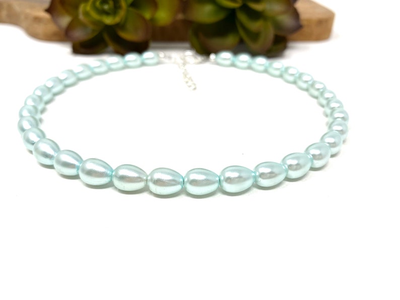 1633 Light Blue Glass Pearl Choker Necklace Pale Aqua Pearl Choker