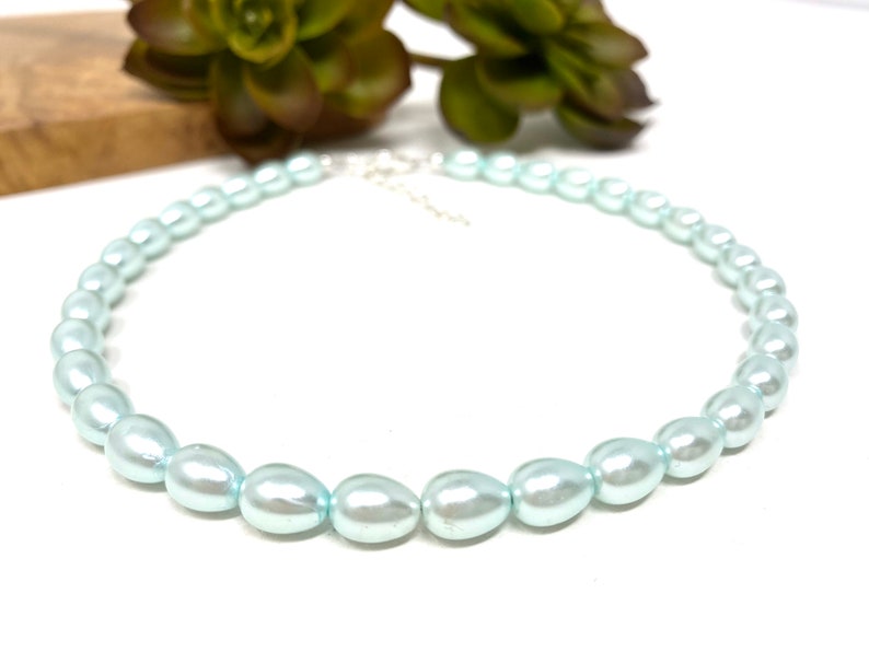 1633 Light Blue Glass Pearl Choker Necklace Pale Aqua Pearl Choker