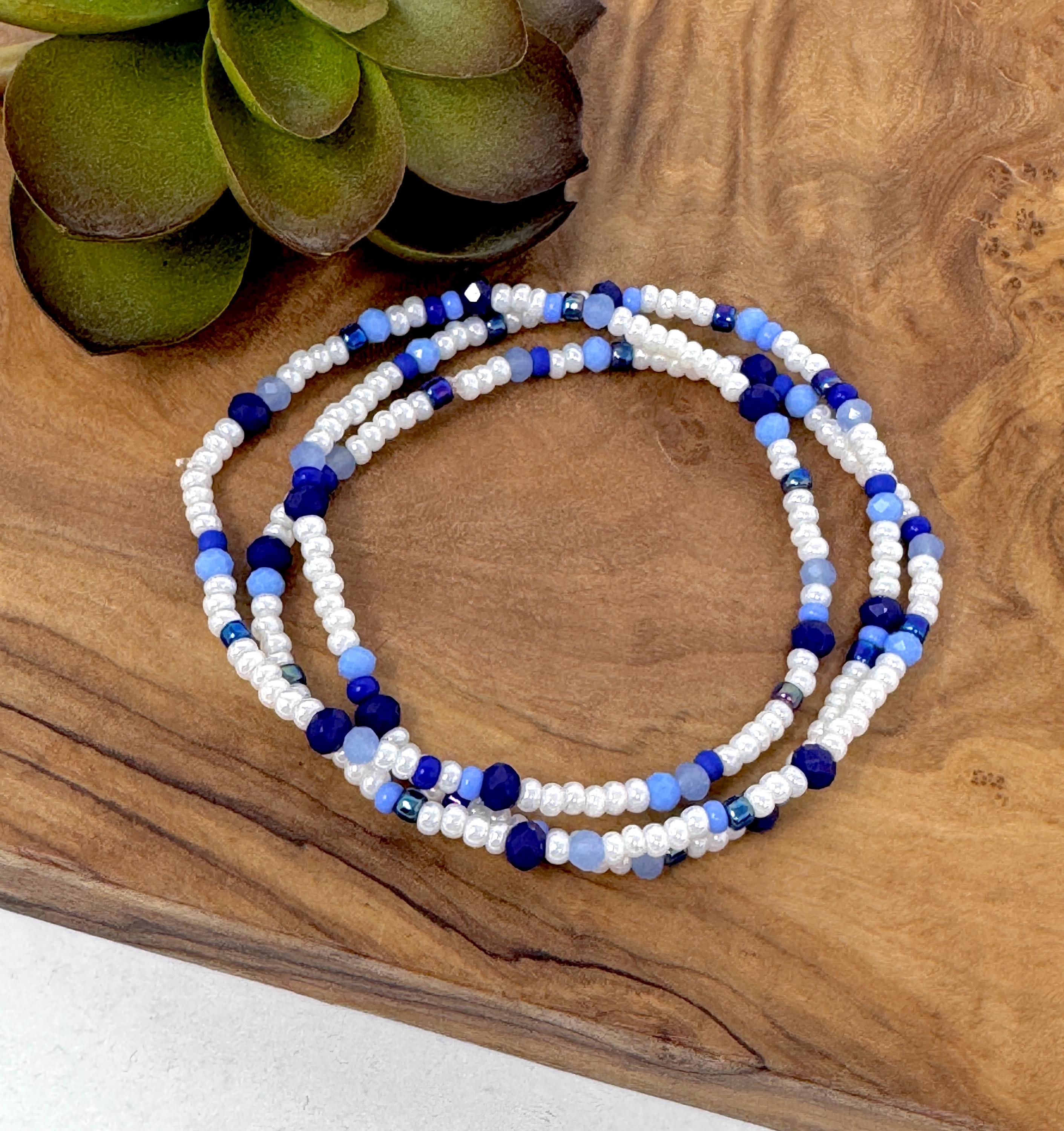Pearl White & Blue Crystal Beaded Bracelet: Boho Stretch  display picture 2