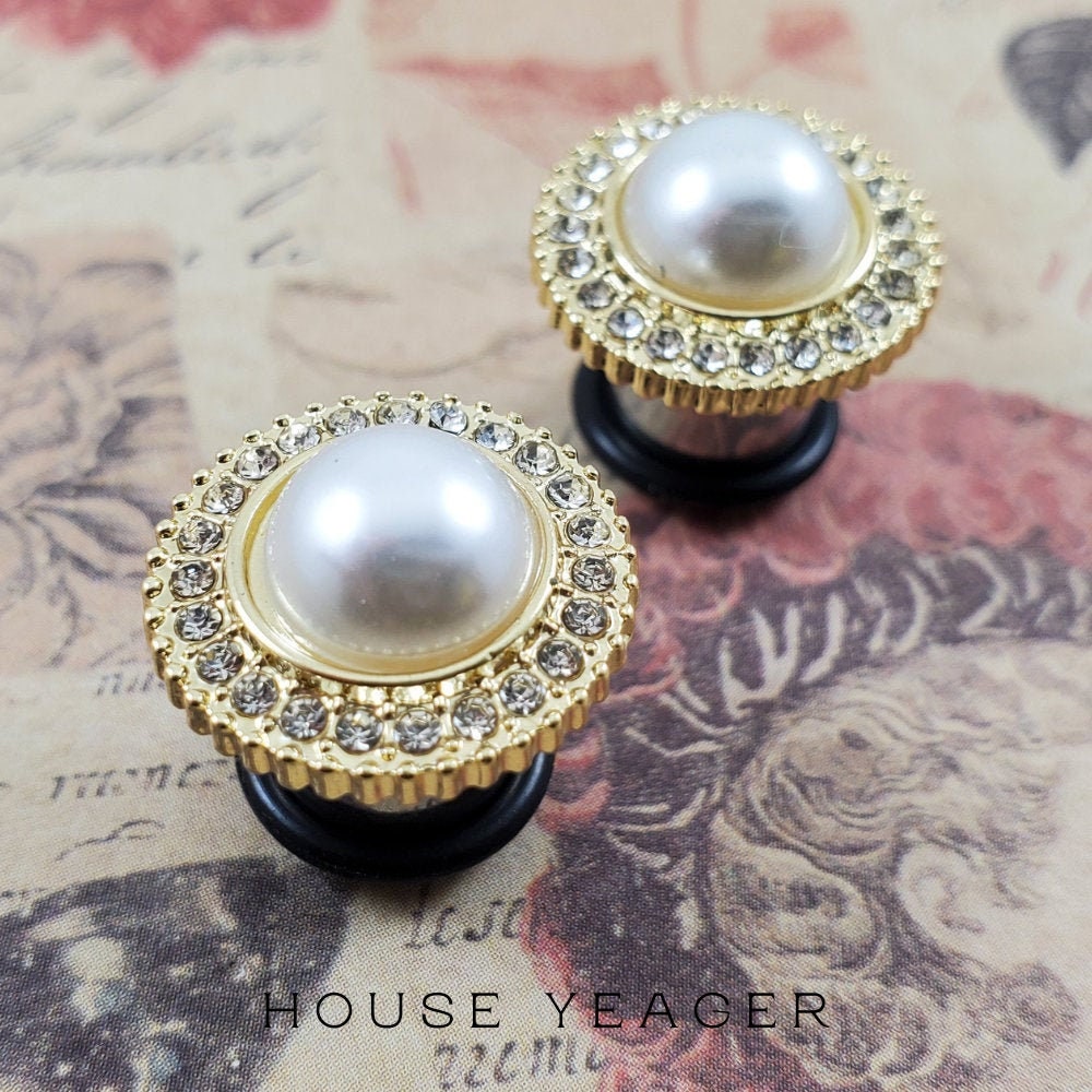 Chic Huge & Chunky Matte Gold Convex Oval Faux Pearl Clip on 