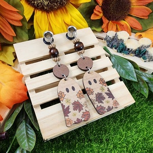 The Autumn Spirit Ghost Pair, Dangle Gauge & Plug Earrings, Spooky Halloween Jewelry, Single Flare Tunnels