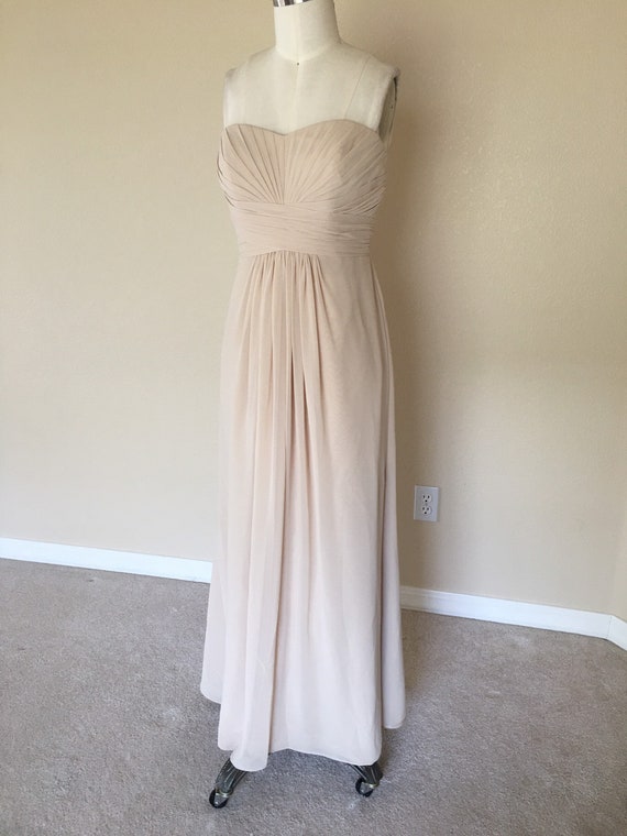 David’s Bridal cream evening gown, champagne dres… - image 2