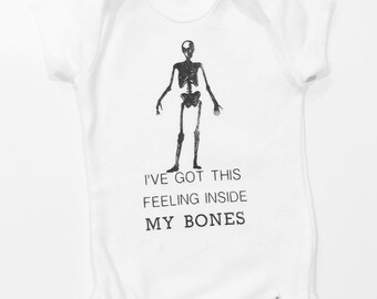 J'ai ce sentiment à l'intérieur de mes os Halloween onesie