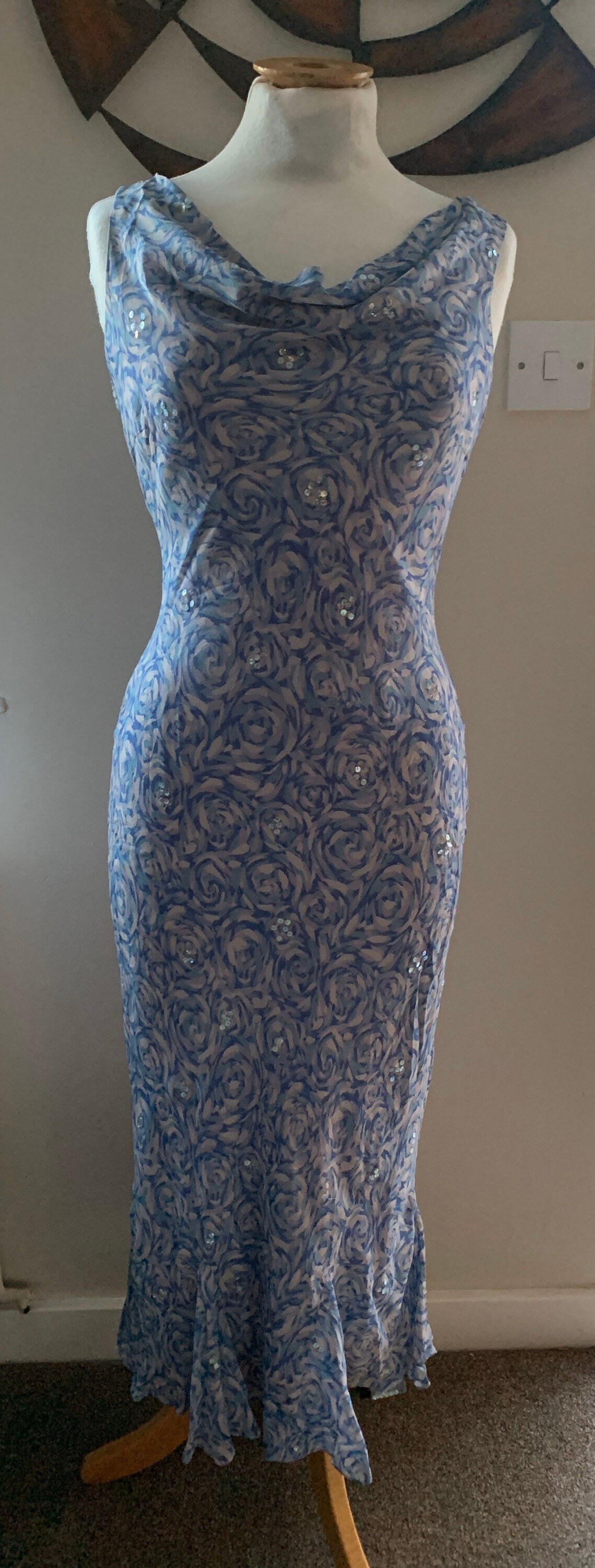 Image of Gorgeous ’S Silk Evening Dress, Size Uk