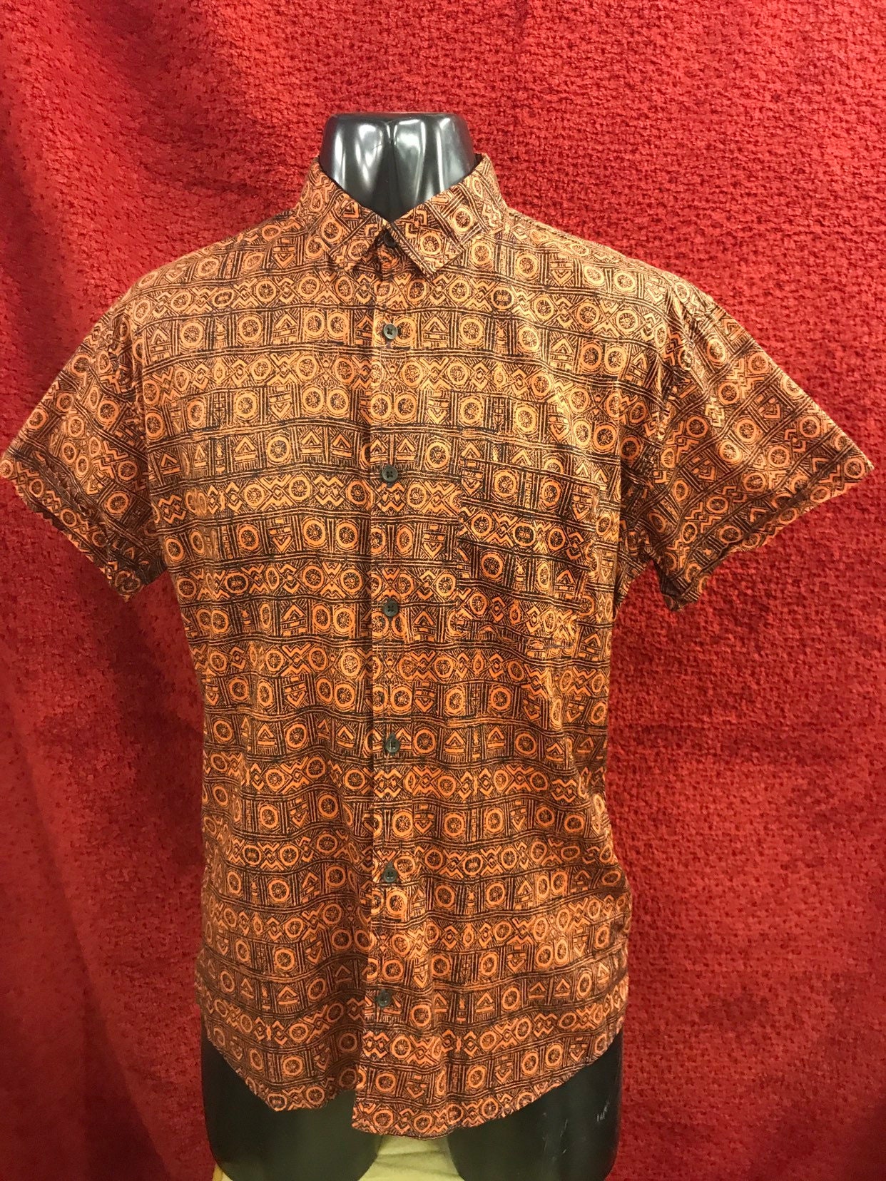 Image of Vintage 1980's Mens Geometric Print Shirt Size M-L