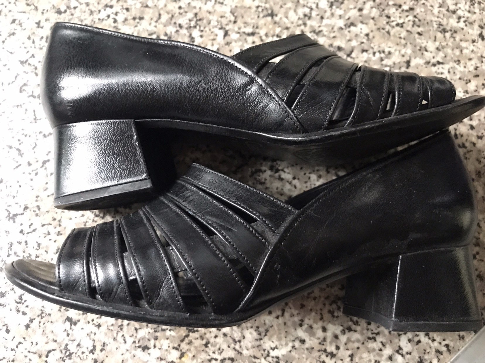 ladies black leather sandals uk