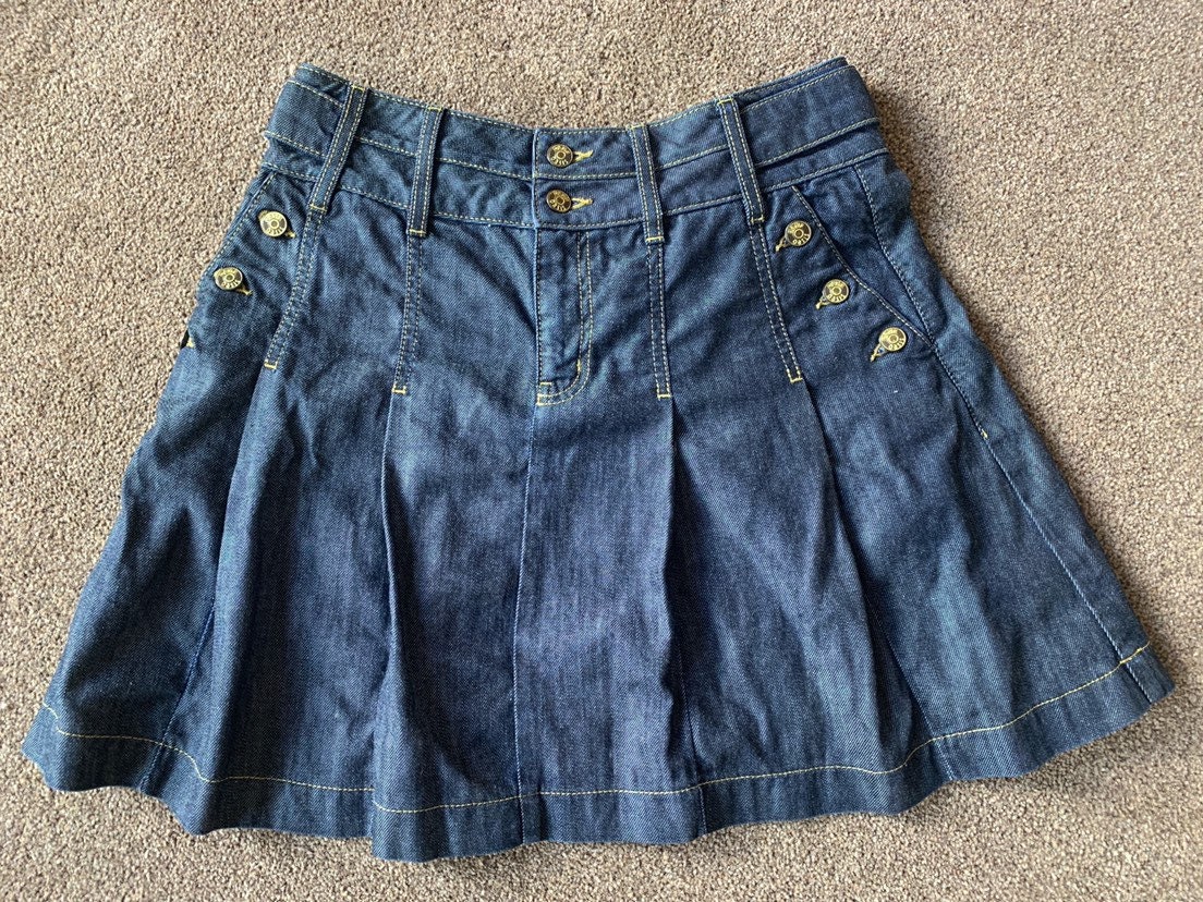 Vintage pleated denim skirt by Oasis 