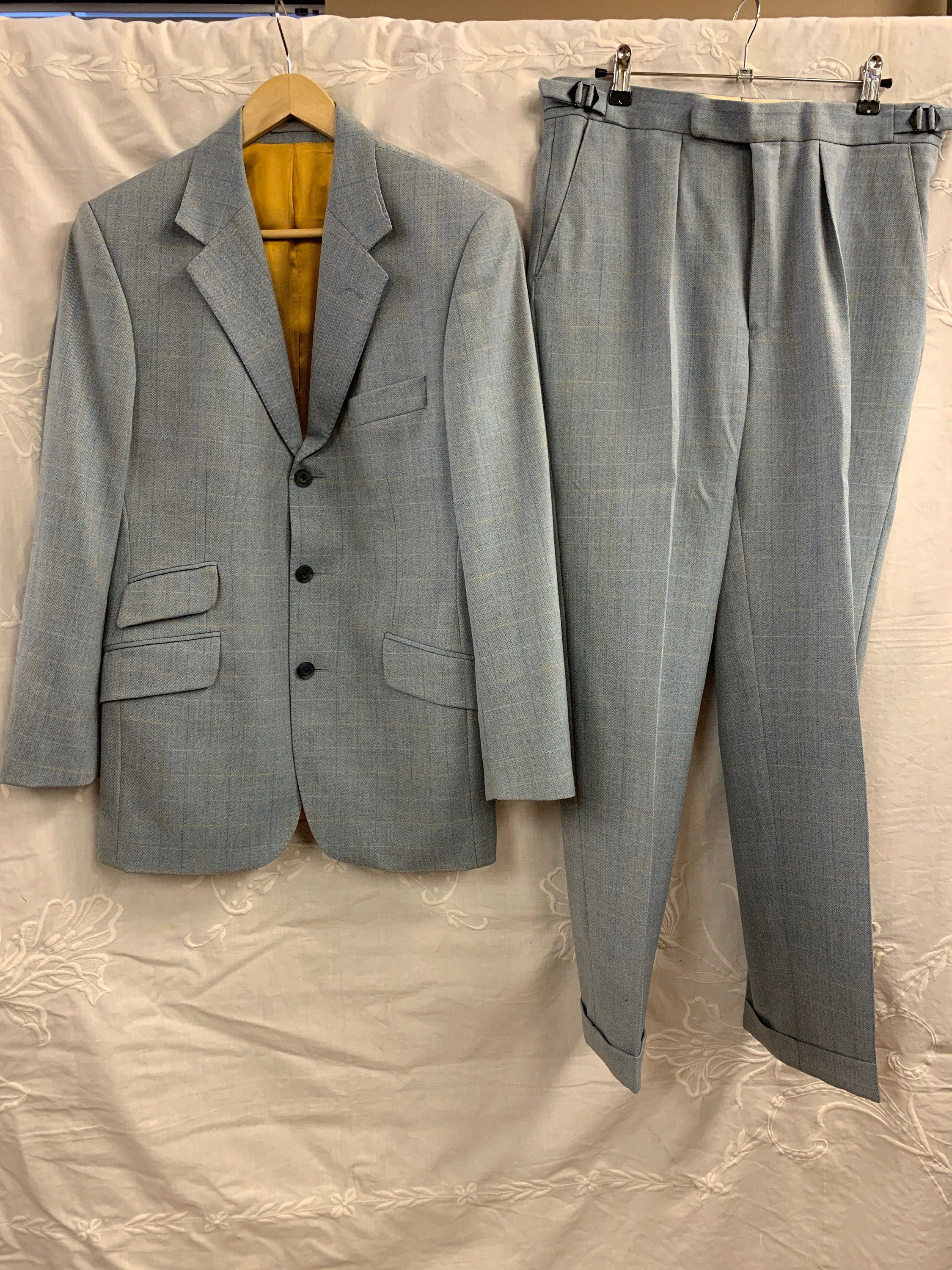 Image of Mens Two Peice Hand Made Suit. 38" Chest 32" Leg