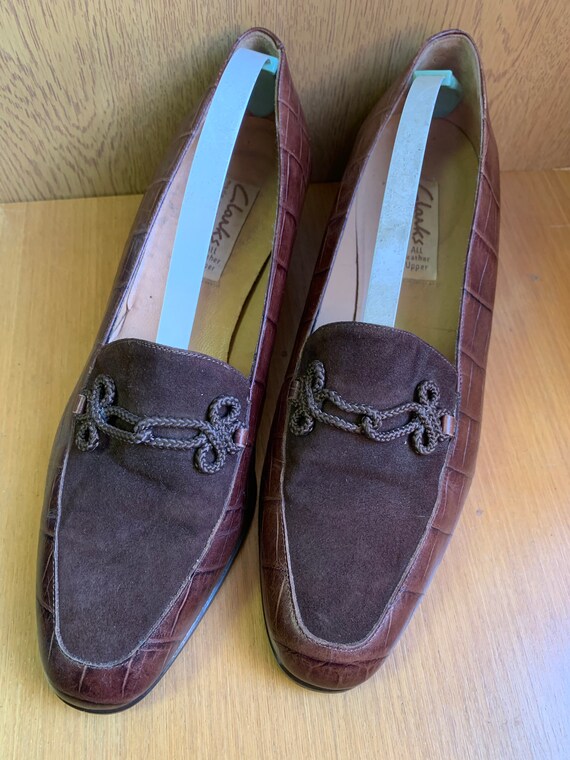 Vintage Clark’s brown leather shoes size 5