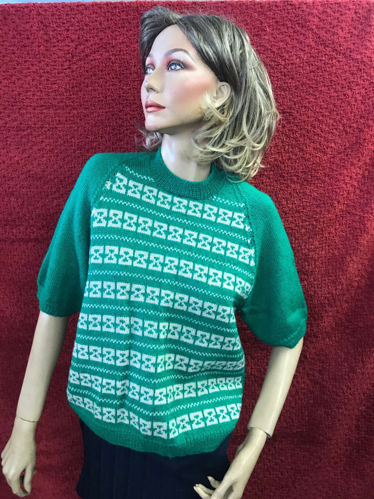 Image of Vintage 's Green Hand Knitted Top/Jumper Size -