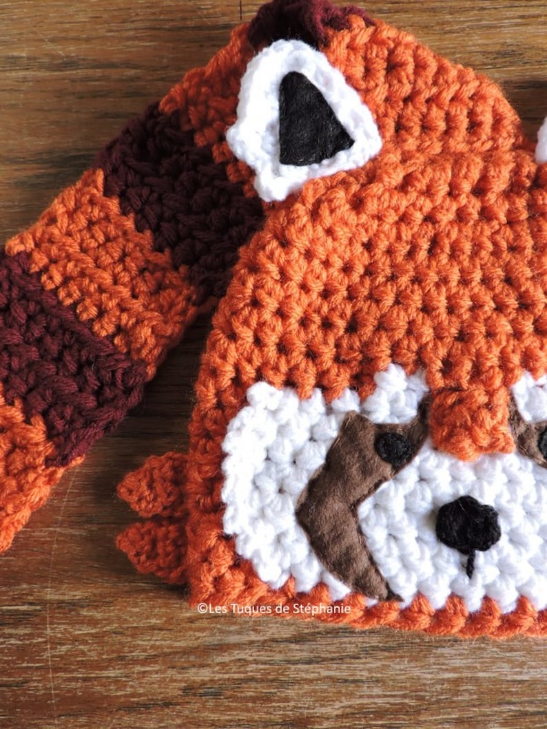 Crochet PATTERN red panda hat, the tail is used scarf, easy to do, very cute and practical image 3