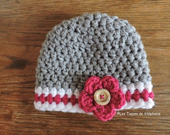 PATRON tuque Bas de laine avec fleur au CROCHET, TUTO bonnet gris blanc et  rose style bucheron pour femme, patron Français Anglais Allemand