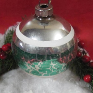 Shiny Brite Glass Christmas Tree Ornament American Made by Max Eckardt & Sons Inc NY 1940&#39;s Original Embossed Metal Cap Shiny Brite USA
