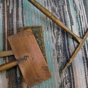 Antique Wool Hand Carders Paddles Matching Pair Great Patina