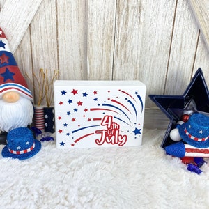 4th of July Small Sign / Patriotic Decor / Tiered Tray Decor / Farmhouse Decor / Small Signs / Tier Tray / Holiday Decor