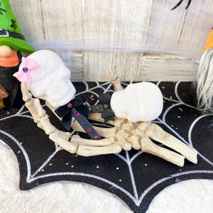 Fake Skull Halloween Lollipop I Halloween Decor I Faux Food I Farmhouse Decor I Fake Popsicle