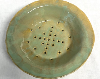 Vintage handcrafted signed ceramic stoneware pottery green berry bowl