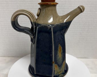 Handmade Two-Tone Ceramic Cruet: Artisan Stoneware Oil Vinegar Dispenser