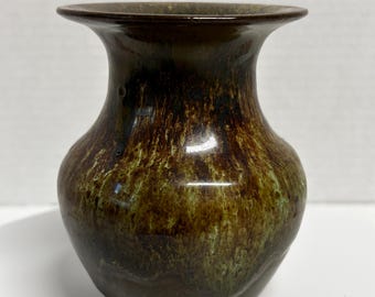 Mid century Woburn studio art pottery signed small flower bud vase