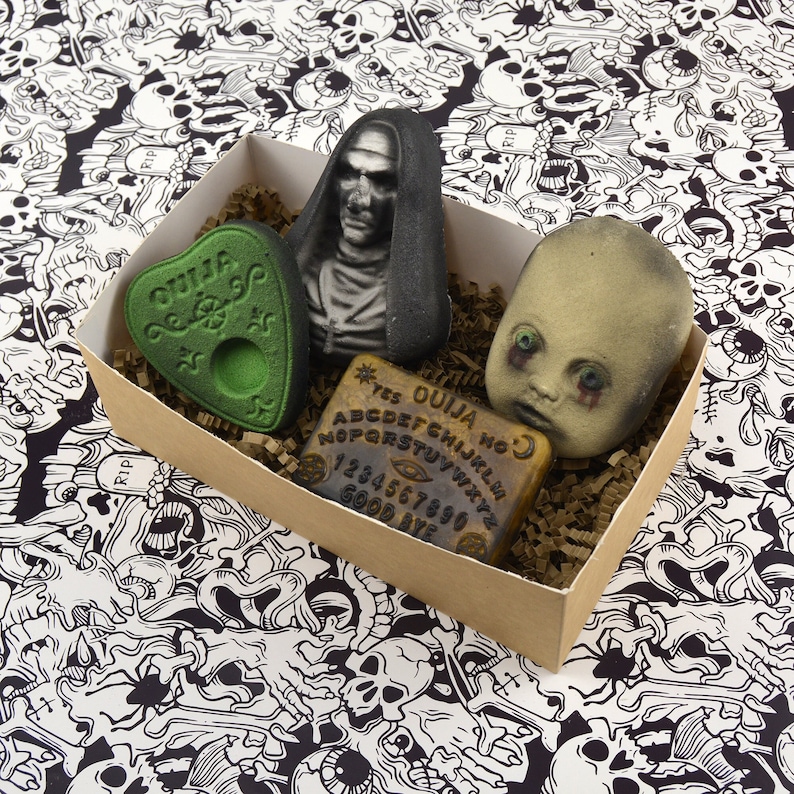 Horror Bath Bomb Gift Set, Magic Bath Bombs, VBC.LIFE, Halloween Gifts, Creepy, Wizard, Vegan, Cruelty Free, Soap Gift Set, Bath Fizzer HORROR Gift Set