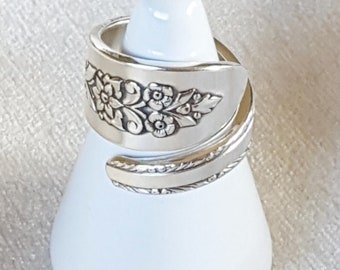 Spoon Ring Womens Rings Spoon Jewelry Gifts for Her Bridesmaid Gifts Gifts for Mom Repurposed Silver Plated Silverware