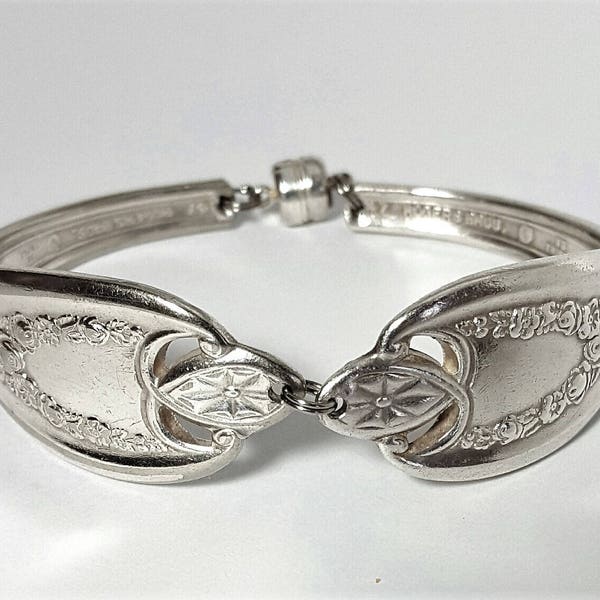 Handmade Jewelry Spoon Bracelet Bridesmaid Gifts Wedding Gifts Mother's Day Gifts for Her Spoon Jewelry Old Colony 1911 Vintage Jewelry