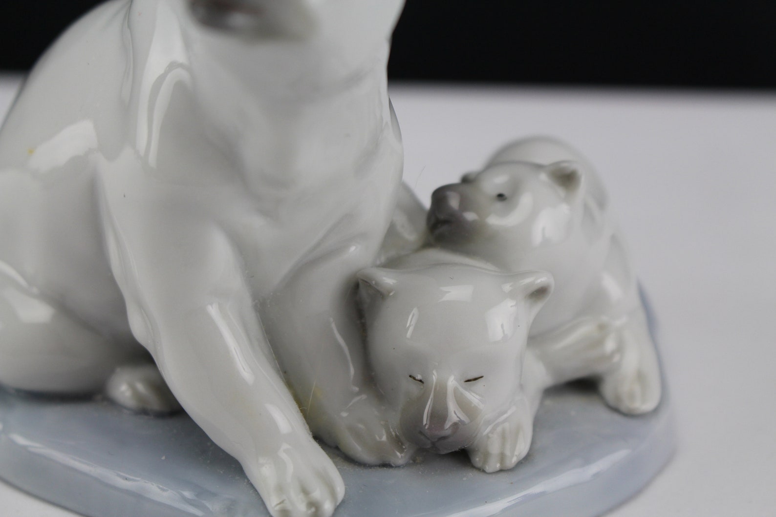 lladro bear figurine