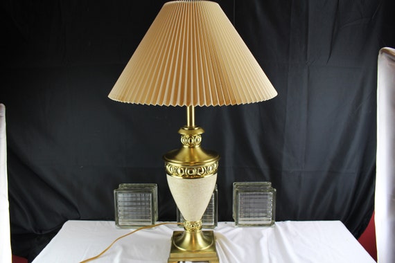 urn shaped table lamps