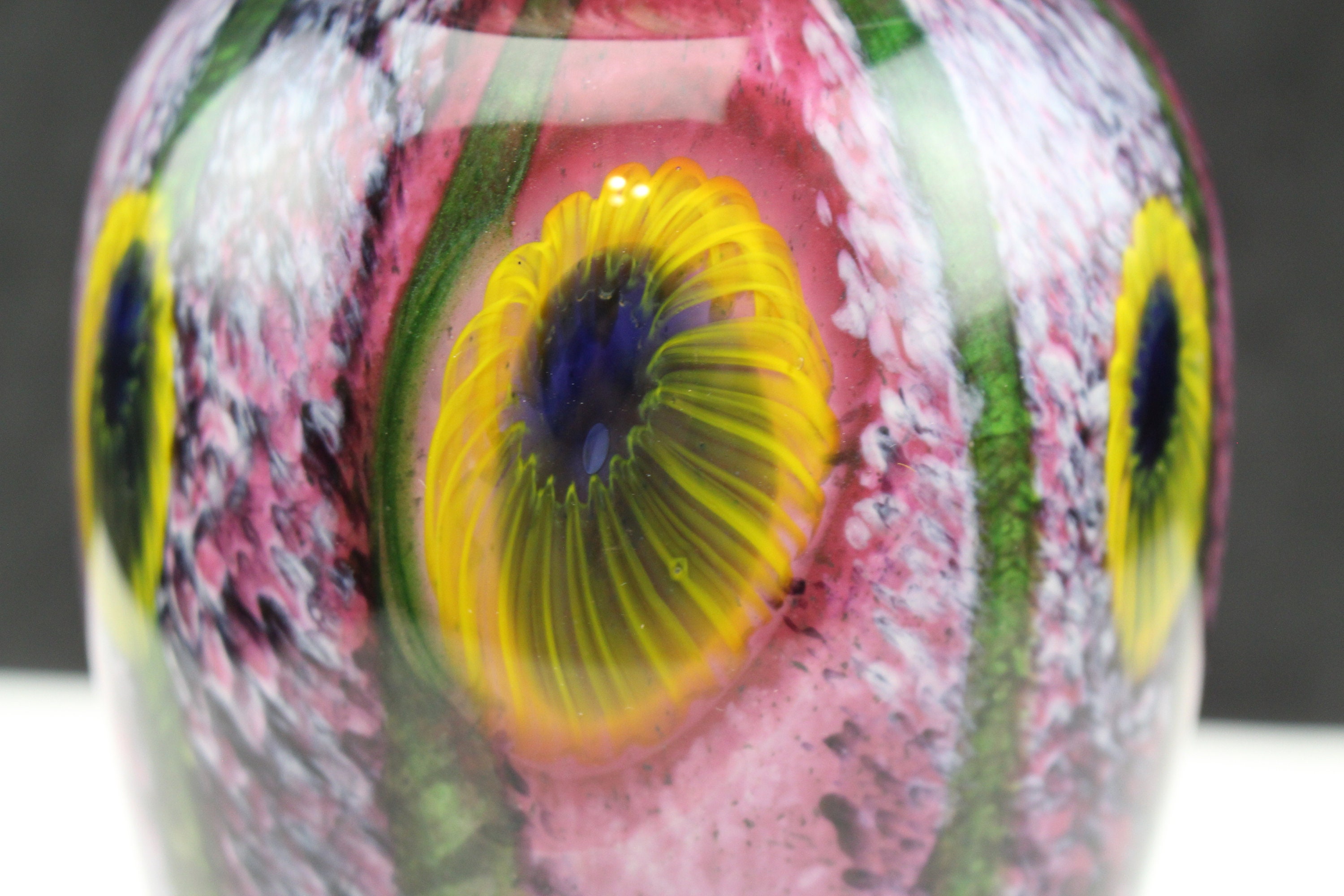 Art Glass Vase Robert Eickholt Pink and Yellow Sea Anemone