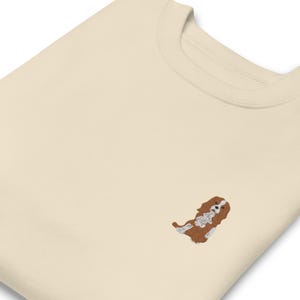 Embroidered Cavalier King Charles Spaniel Sweatshirt / Embroidery Bicolor Dog Sweater / Gift Husband Wife Mom Dad / Women Men Youth Girl Boy