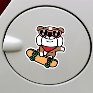 Sport English Bulldog Car Decal Sticker / Dog Playing Skateboard Cartoon Vinyl Waterproof Decal Bumper Window Laptop (Outdoor + Indoor)