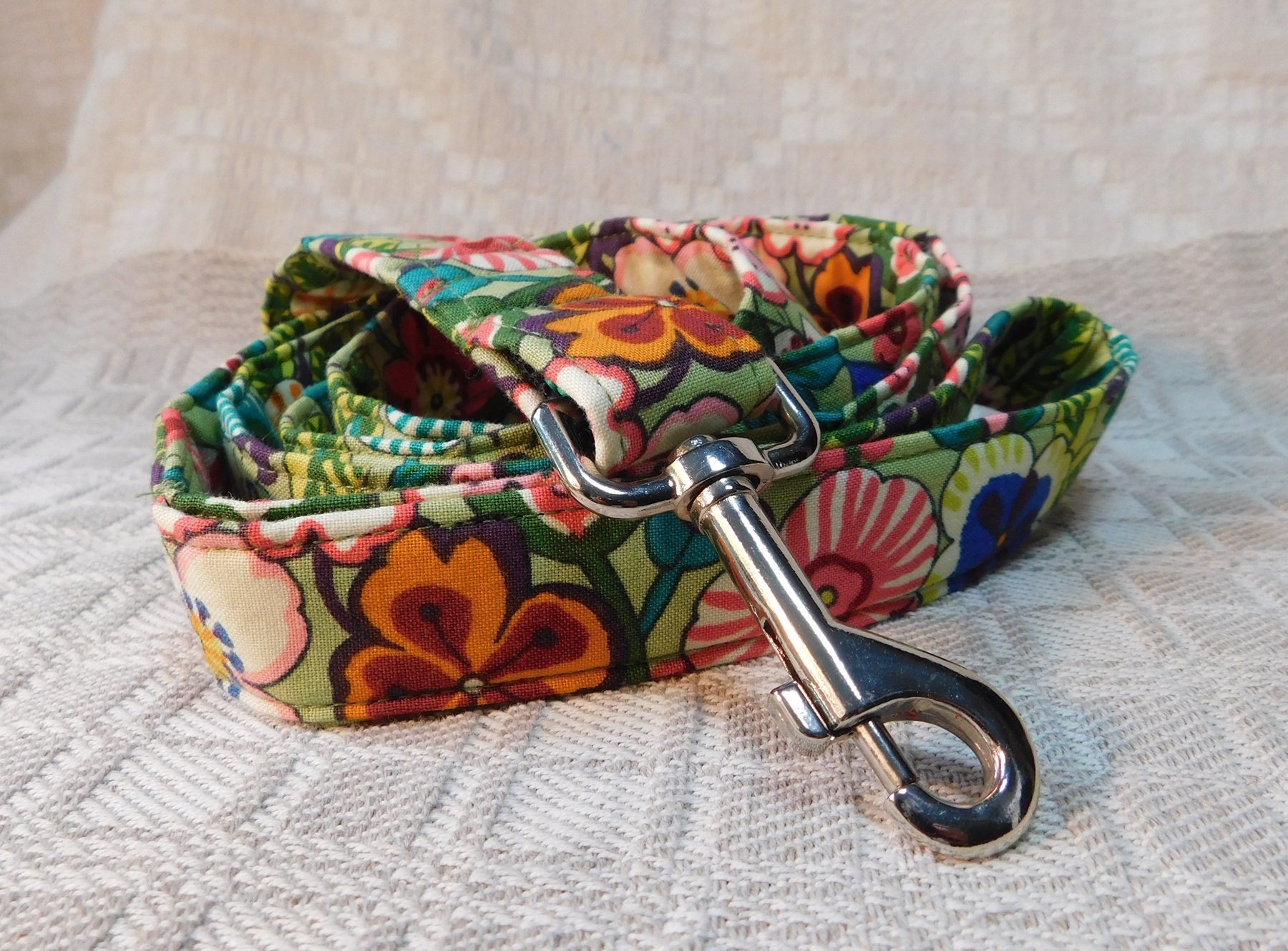 matching leash and collar sets