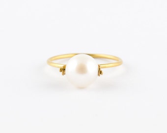 Gold Pearl Ring,14K Solid Gold, Simple Pearl Ring,Freshwater Pearl,Modern Pearl Ring,Anniversary Gift,Gift For Daughter, Mother's Day Gift