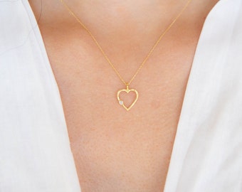 Gold Heart Necklace,9K,14K,Solid Gold Necklace, Mother's Day Gift, Open Heart Pendant,Birthday Gift, Gift For Her, Love Jewelry,For Daughter