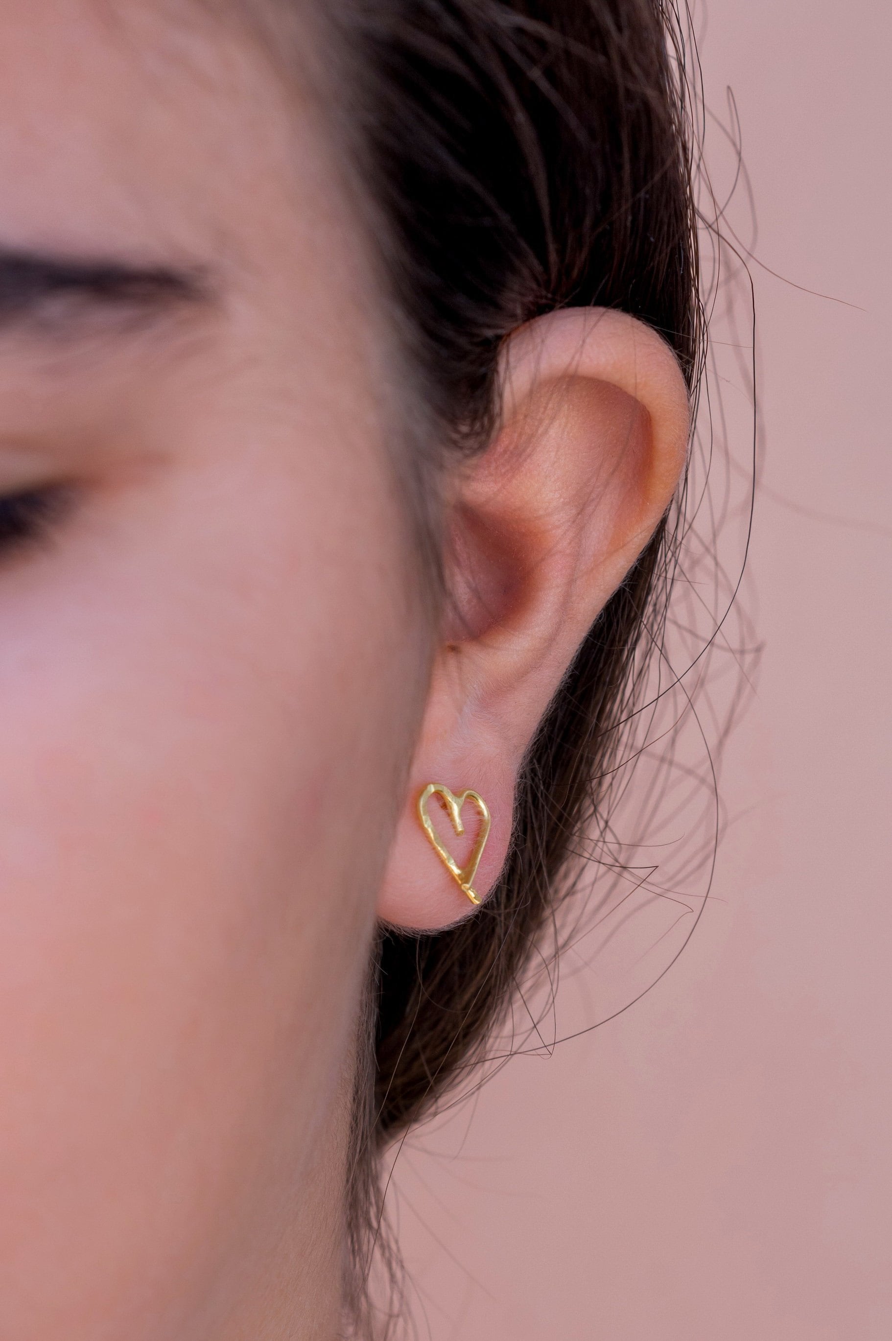 バッグ Ans Dotsloevner HEARTS IN HIS EAR MINI Elevated Hearts of Gold Necklace and Earring Set