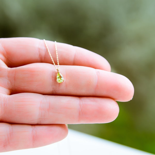 Gold Peridot Necklace,9K,14K,18K,Solid Gold Necklace,August Birthstone,Green Drop Crystal,Natural Gemstone Pendant,Birthday Gift,For Her