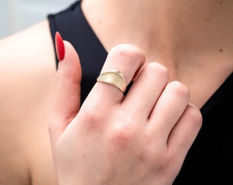 Gold Signet Ring,K14 Solid Gold,Rose Gold,White Gold,Statement Ring,For Women,Gift For Her,Pinky Finger Ring,Unique Design,Birthday Gift
