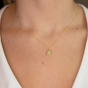 Winzige Konstantin-Halskette, 9K, 14K, 18K, Massivgold, kyrillisches Kreuz, Christliche Halskette, Taufgeschenk, Schutzanhänger