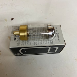 BEH 150W 120V vintage Projector bulb lamp