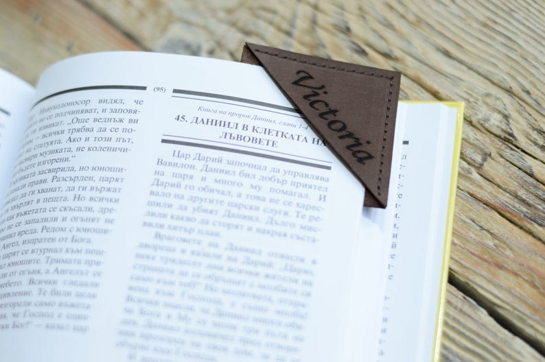 Personalized leather bookmark Leather corner bookmark Handmade leather bookmark Corner bookmark image 2