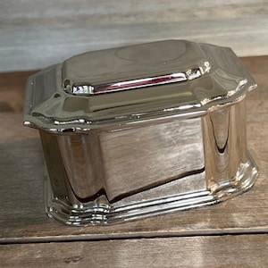 Small Silver-Plated Jewelry Trinket Box