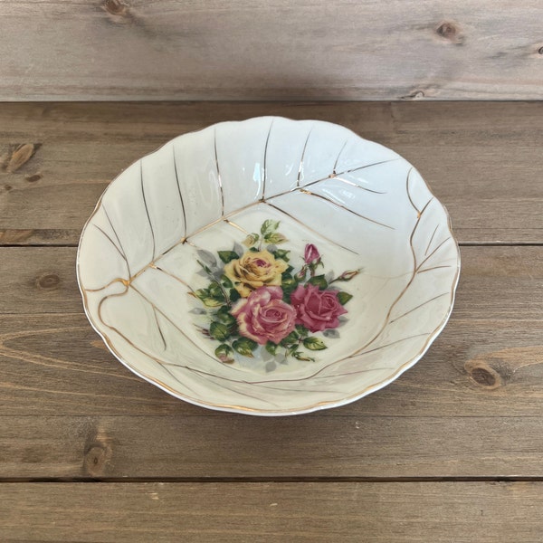 Vintage Ceramic Centerpiece Bowl with Flowers and Gold Leaf Vein Pattern