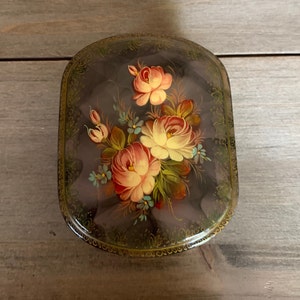 Small Russian Lacquer Box, Lavender with Floral Design