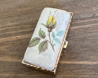 Small Jewelry or Pill Box Vintage