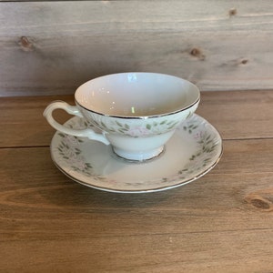 Sheffield Fine China Classic 501 Tea Cup and Saucer